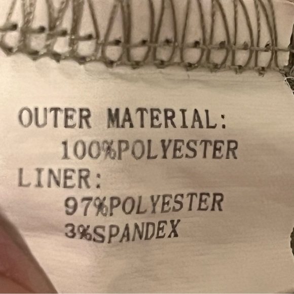 LaLa Womens Workout Shorts with Zip Pocket Running Shorts with Liner S - Picture 13 of 17